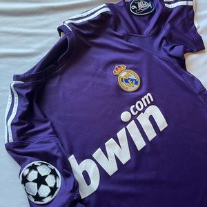 Retro Real Madrid jersey
